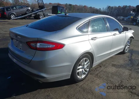 2013 Ford Fusion Se z USA, uszkodzony, nr VIN 3FA6P0HR1DR181551